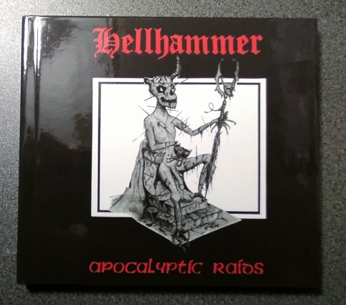 ★HELLHAMMER / Apocalyptic Raids【C,輸入盤,中古,NOISECD084】