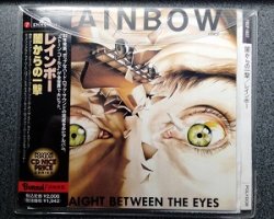 RAINBOW / Straight Between the Eyes（闇からの一撃)